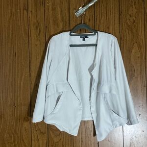 Valette 3/4 Sleeve with Front Pockets Lined Gray Light Weight Jacket